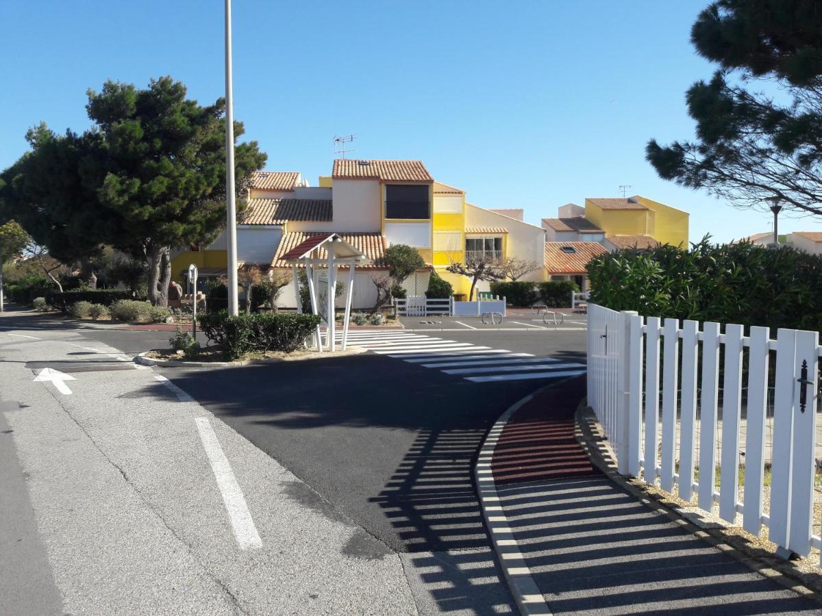 Charmant T2, Cabine, Parking, Les Balcons De La Mediterranee, Narbonne Plage Zewnętrze zdjęcie
